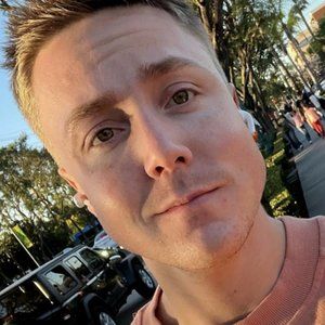 Meet your Posher, Josh